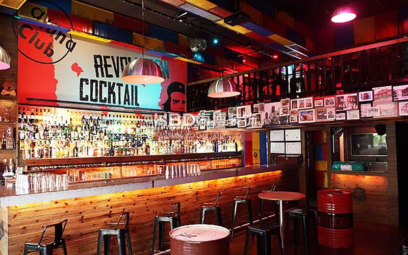 酒吧裝修吧臺(tái)設(shè)計(jì).jpg 酒吧裝修吧臺(tái)設(shè)計(jì).jpg