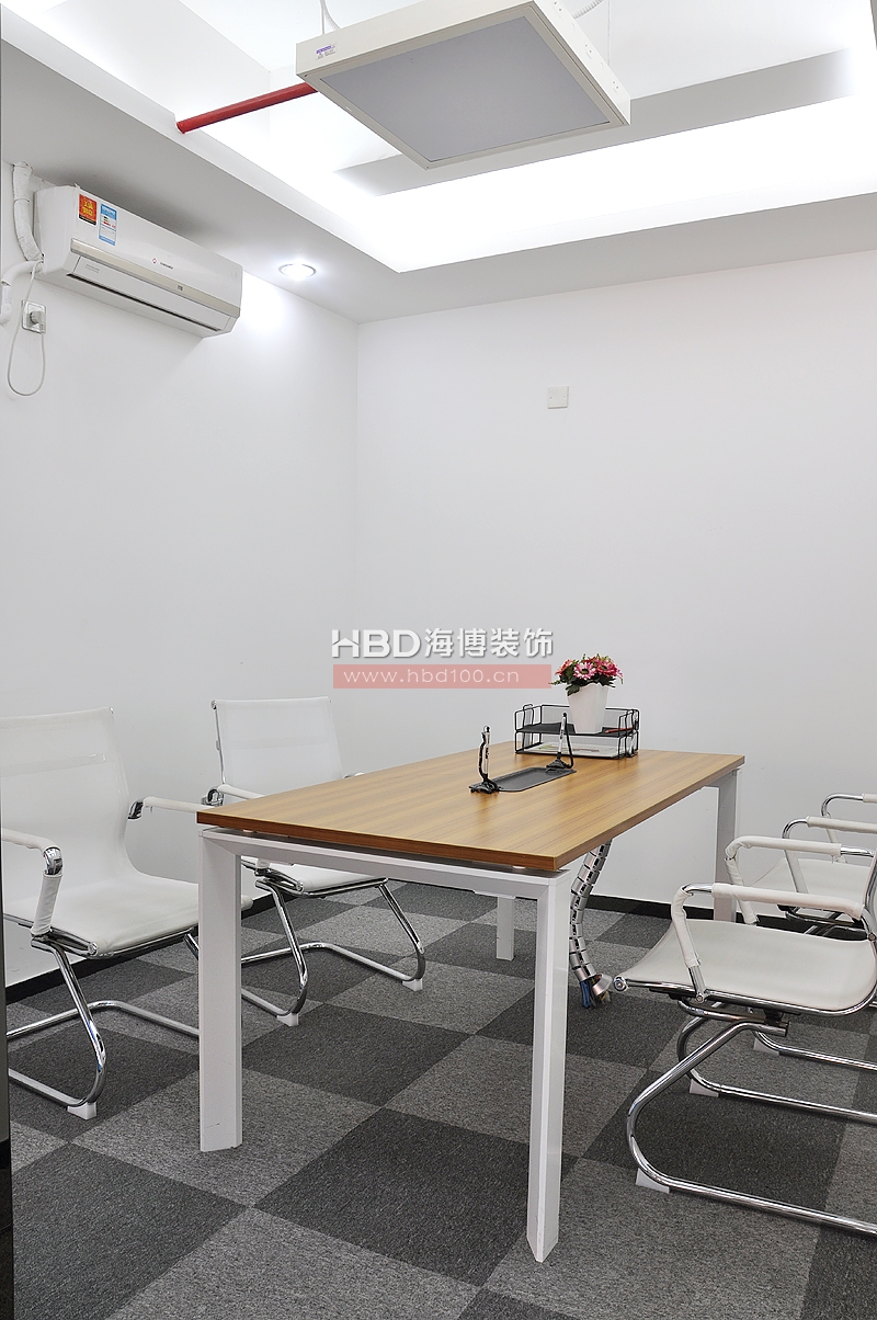 辦公室裝修設計,經(jīng)理室裝修設計.jpg 辦公室裝修設計,經(jīng)理室裝修設計.jpg