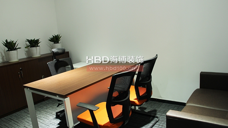經(jīng)理室裝修設(shè)計(jì),廣州裝修設(shè)計(jì)公司,海博裝飾.jpg