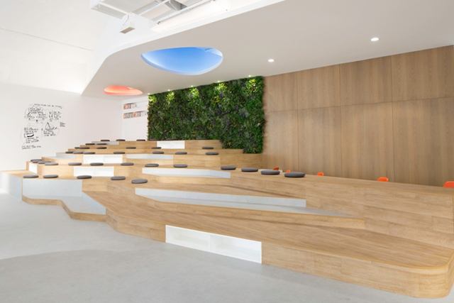 廣州辦公室裝修家具風(fēng)格,廣州裝飾公司,辦公設(shè)計(jì),海博裝飾.jpg 廣州辦公室裝修家具風(fēng)格,廣州裝飾公司,辦公設(shè)計(jì),海博裝飾.jpg