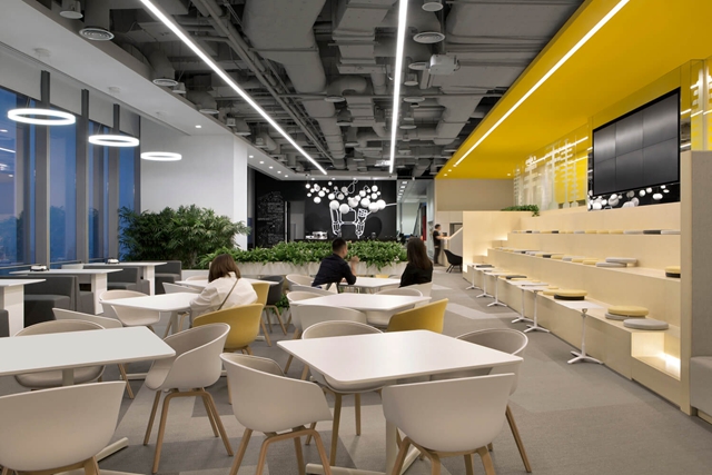 現(xiàn)代風(fēng)格辦公室裝修設(shè)計.jpg 現(xiàn)代風(fēng)格辦公室裝修設(shè)計.jpg